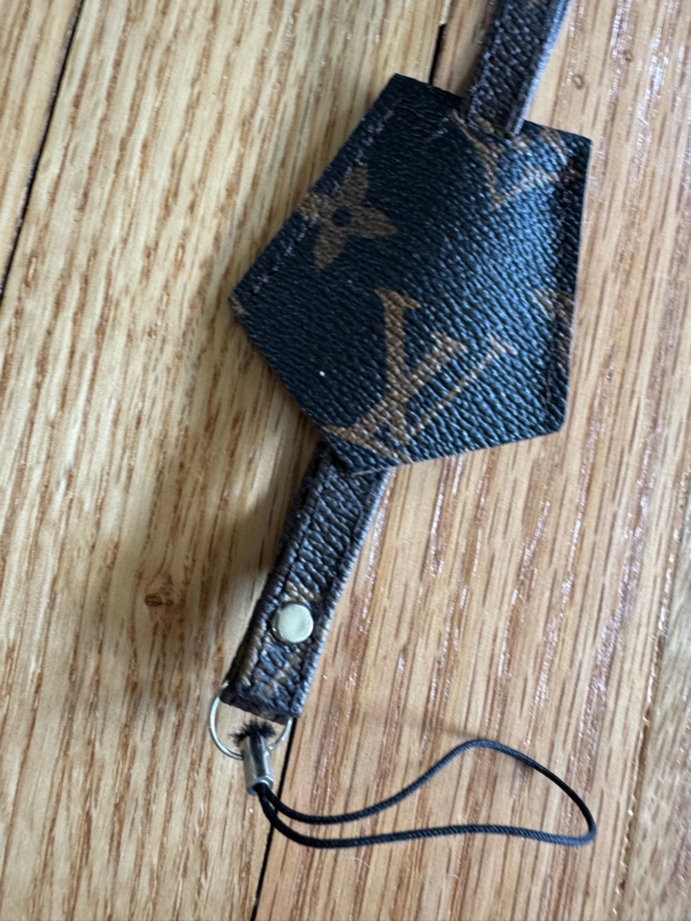 Designer look strap - Picture 3 of 5